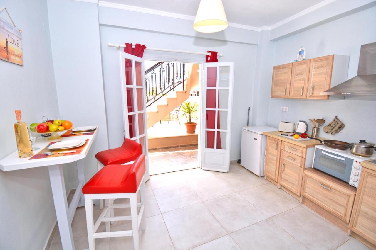 Mike'S Apartments Agios Gordios  Exterior foto